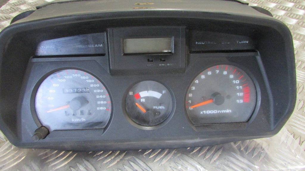 Suzuki GSX 1100 F GV72 C 88/94 COMPTEUR,SPEEDO/CLOCKS french