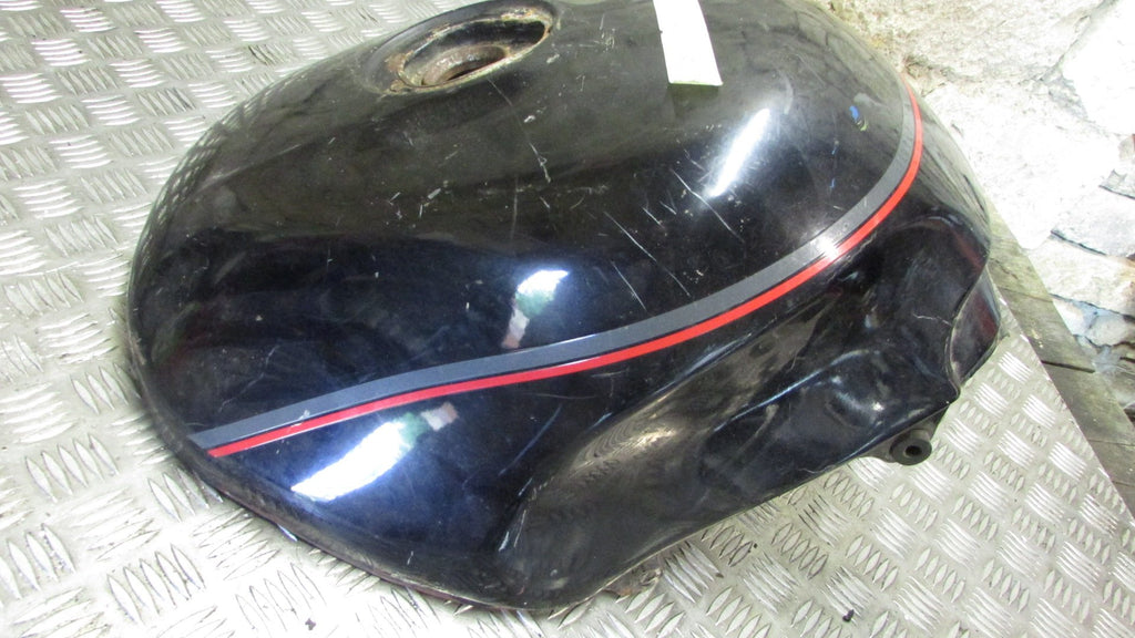 Suzuki GSX 1100 F GV72 C 88/94 réservoir carburant essence,PETROL/FUEL TANK