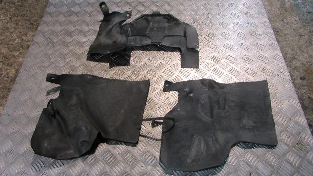 Honda VFR 750 FV RC36 1997, Caoutchoucs moteur avant haut, gauche et droit,TRIM,