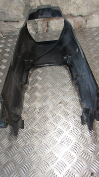 Suzuki GSX 1100 F GV72 C 88/94 coque arriere Lateraux l'arri�re ,rear fairing ,