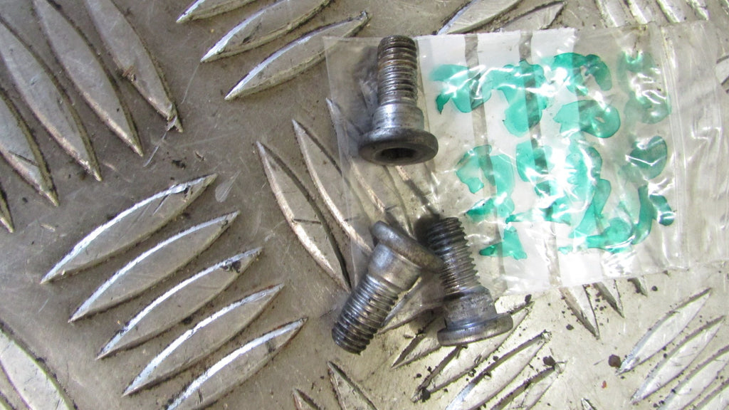 Kawasaki ZR7S 750 FH1A vis platine repose pied avant , FOOT REST FIXING SCREWS F