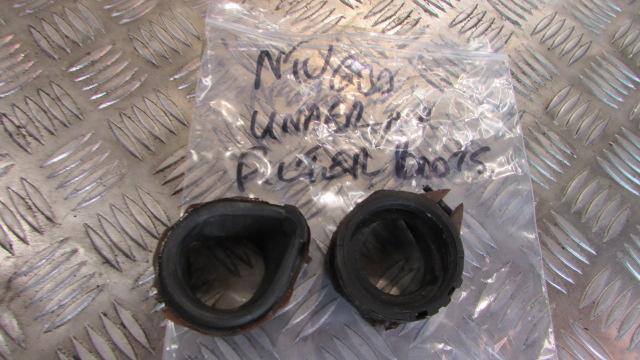 Honda NTV 600 Revere RC33 1989, cornets, full power, Inlet Rubbers / Intake Mani