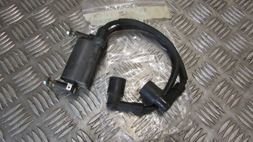 Kawasaki ZR7S 750 FH1A bobine d'allumage, gauche ,ignition coil, left