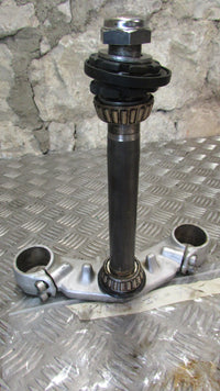Kawasaki ZR7S 750 T de Fourche inferior, BOTTOM YOKE CLAMP