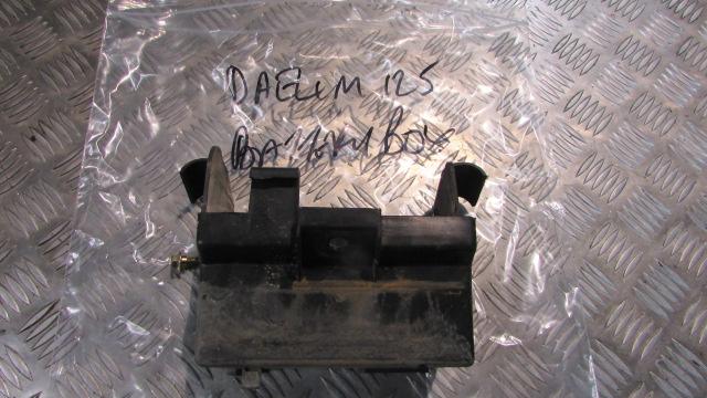 Daelim 125 Roadwin 2005 Habillages carrenage carrosserie carénage sous le siège