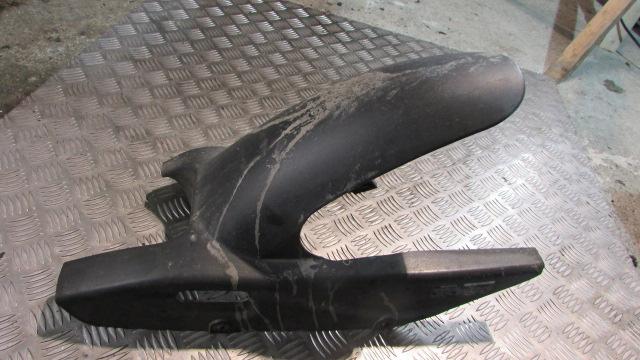 Daelim 125 Roadwin 2005 GARDE BOUE/garde chaine ARRIERE, leche roue ,rear mud &