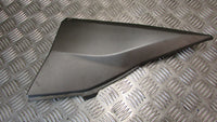 Kawasaki Z 750 ZR750 J 2004/2006 carénage cache droite sous le siege et reservoi