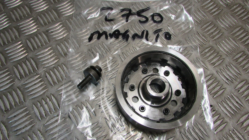 Kawasaki Z 750 ZR750 J 2004/2006 magnéto pour alternateur. ,magneto for alternat