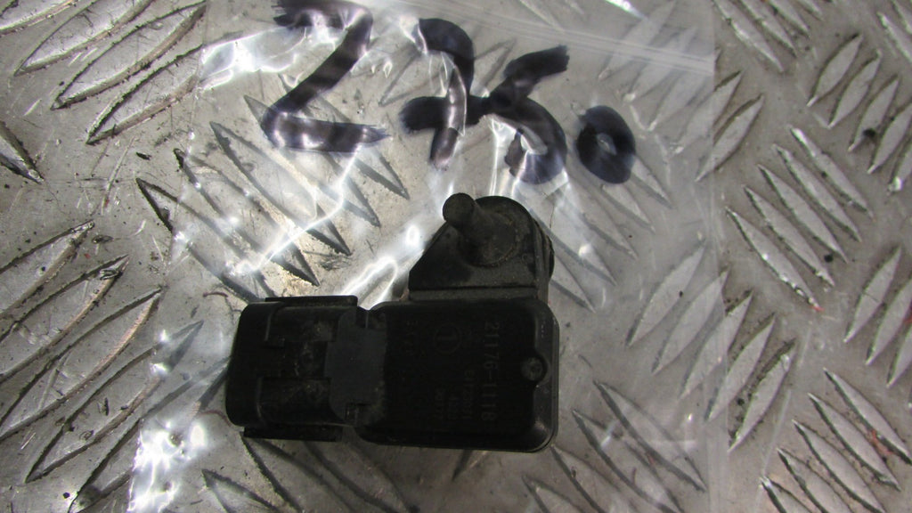 Kawasaki Z 750 ZR750 J 2004/2006 capteur d'air,, Air sensor, 21176-1118