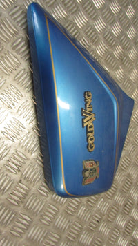 Honda Goldwing GL1100 SC02 1979/84 carénage cache droite sous le siege et reserv