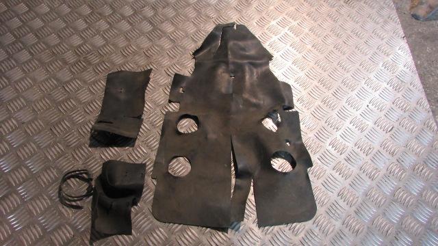 Pan European ST1100 Caoutchoucs moteur ,TRIM,rubber cover engine,,