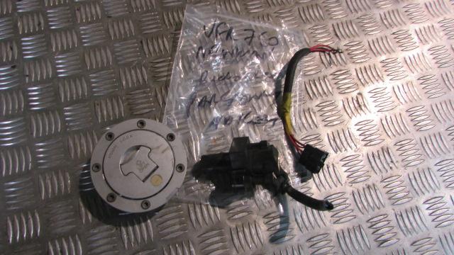 Honda VFR 750 FV RC36 1997, Neinman domage, piece seulment, petrol cap & ignitio