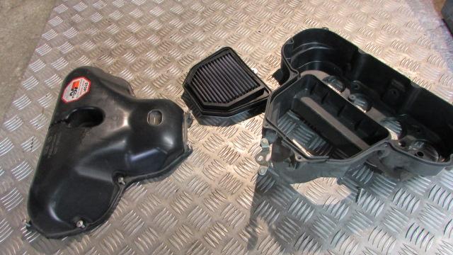 Yamaha FZ1 RN16 2008, (06>14),boîte de filtre à air ,AIR filter BOX ,
