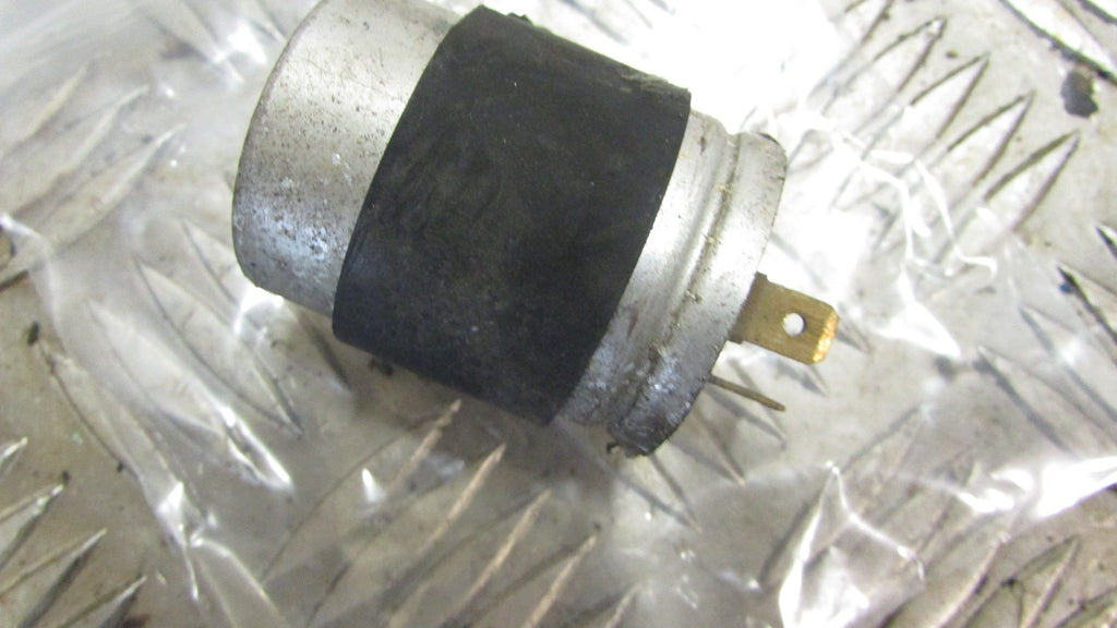 Honda Goldwing GL1100 SC02 1979/84 RELAIS clignotant ,Relay- flasher indicators