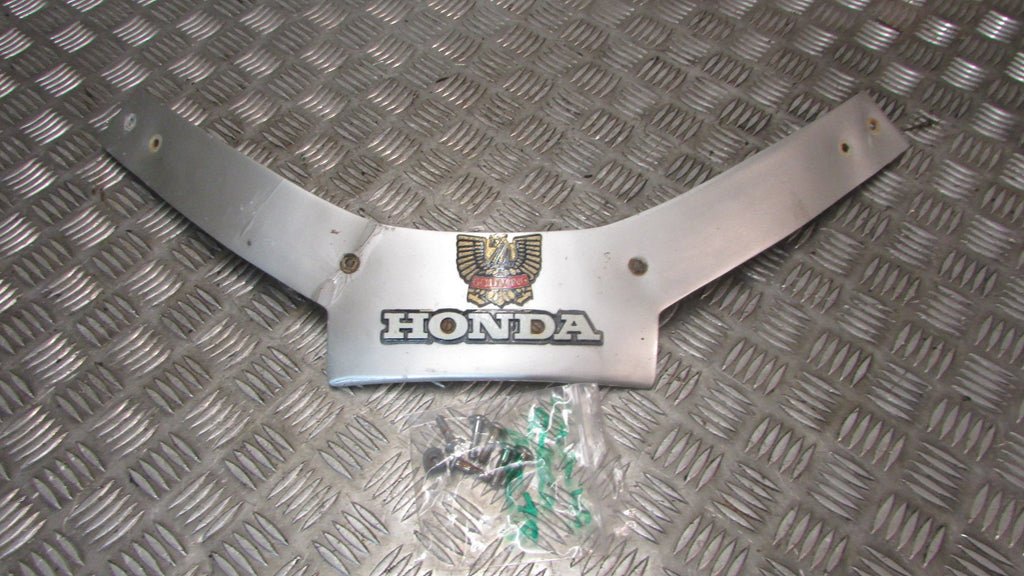 Honda Goldwing GL1100 SC02 1979/84 garniture sous de la bulle,trim under the fro