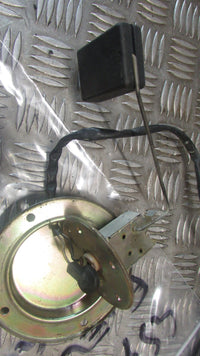 Suzuki GSX750F GR78A 1993 88/97 JAUGE A ESSENCE,,FUEL LEVEL SENDING UNIT GAS PET
