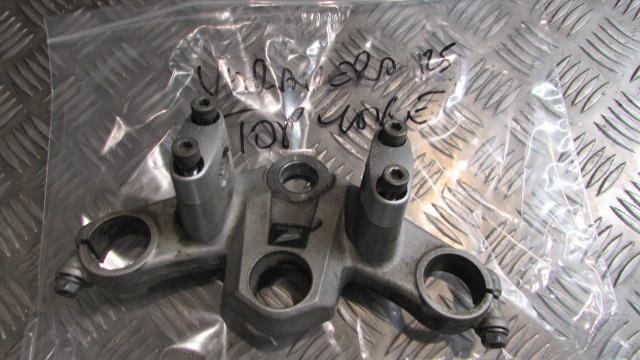 Honda Varadero XL 125 (05) JC32,T de Fourche Supérieur,YOKE top CLAMP,,