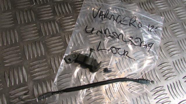 Honda Varadero XL 125 (05) JC32,unité de verrouillage sous la selle passager,,un