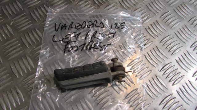Honda Varadero XL 125 (05) JC32,repose pied AV GAUCHE,, foot rest front left ,,