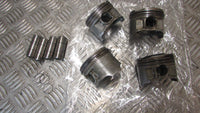 Suzuki Bandit 600 GSF jeu de pistons ,set of pistons