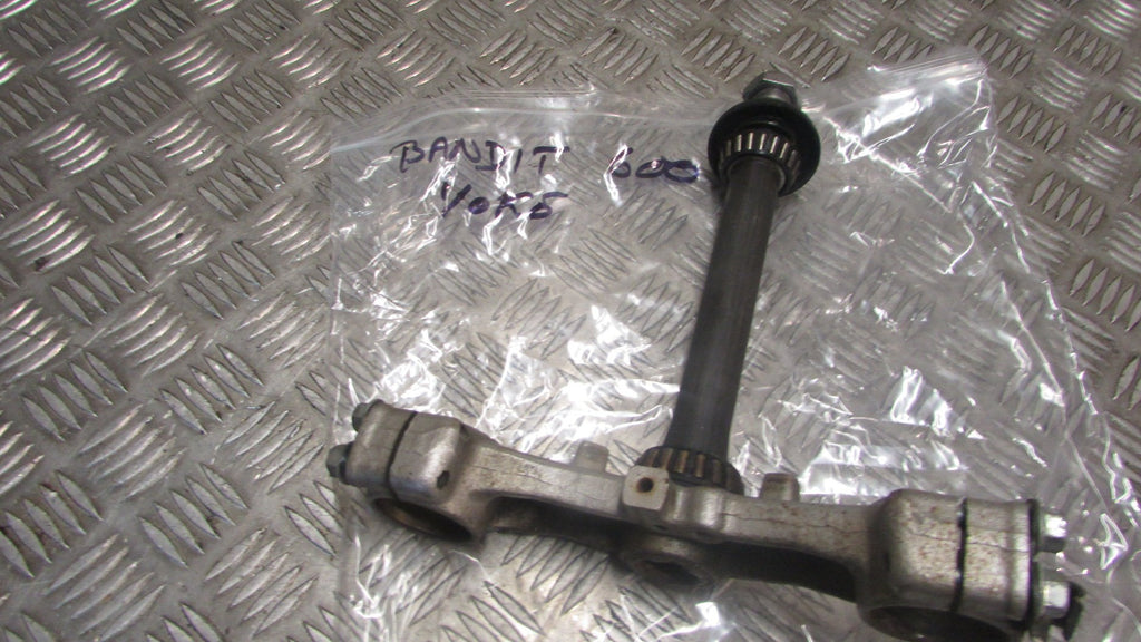 Suzuki Bandit 600 GSF T de Fourche inferior,BOTTOM YOKE CLAMP