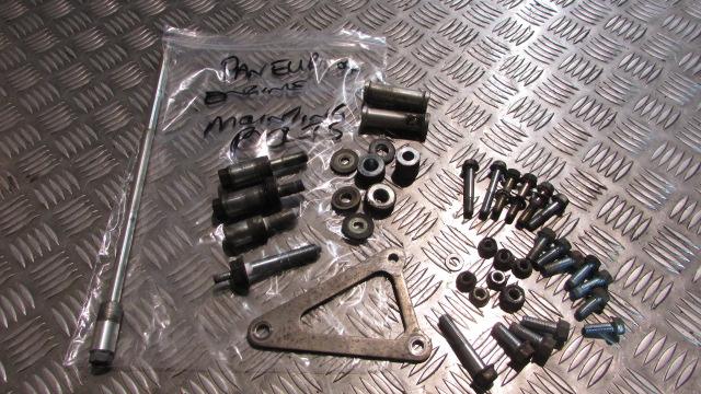 Honda Pan European ST 1300, ,Vis Suport moteur,,engine mounts bolts nuts screws