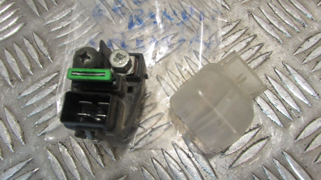 Suzuki Bandit 600 GSF RELAIS DE DEMARREUR, ,,starter solenoid