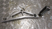 Honda CBX 650e RC13 Nighthawk Platine pour repose pied gauche,,FOOT REST HANGER