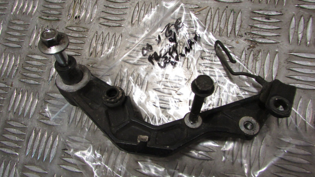 Honda CBX 650e RC13 Nighthawk Platine pour ÉTRIER DE FREIN avant gauche,Front le