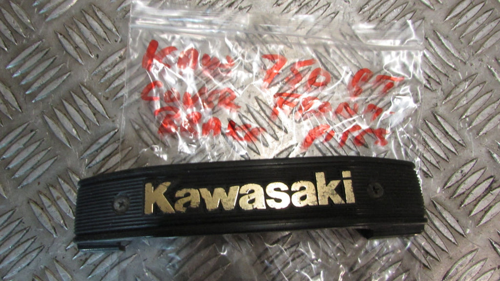 Kawasaki GT 750 87 KZ750 P Fourche cache base Habillages,, lower fork trim logo