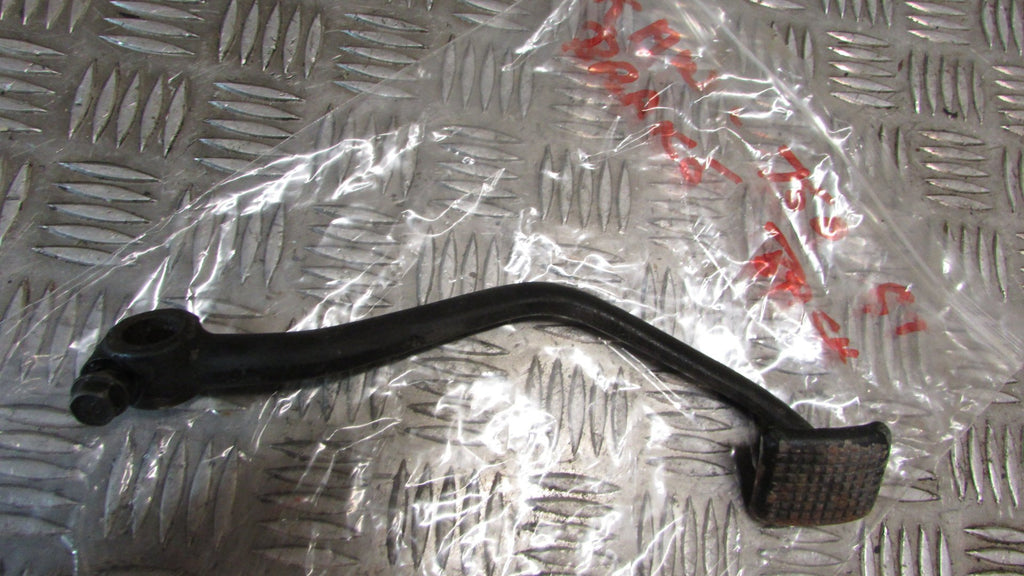 Kawasaki GT 750 87 KZ750 P PEDALE FREIN AR ,REAR BRAKE PEDAL,