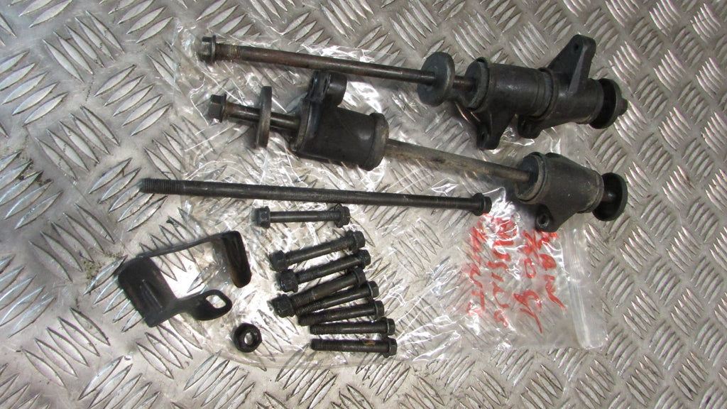 Kawasaki GT 750 87 KZ750 P Vis Suport moteur,,engine mounts bolts nuts screws fi