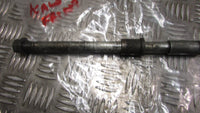 Kawasaki GT 750 87 KZ750 P axe de la rue avant,, front axle spindle FRONT WHEEL