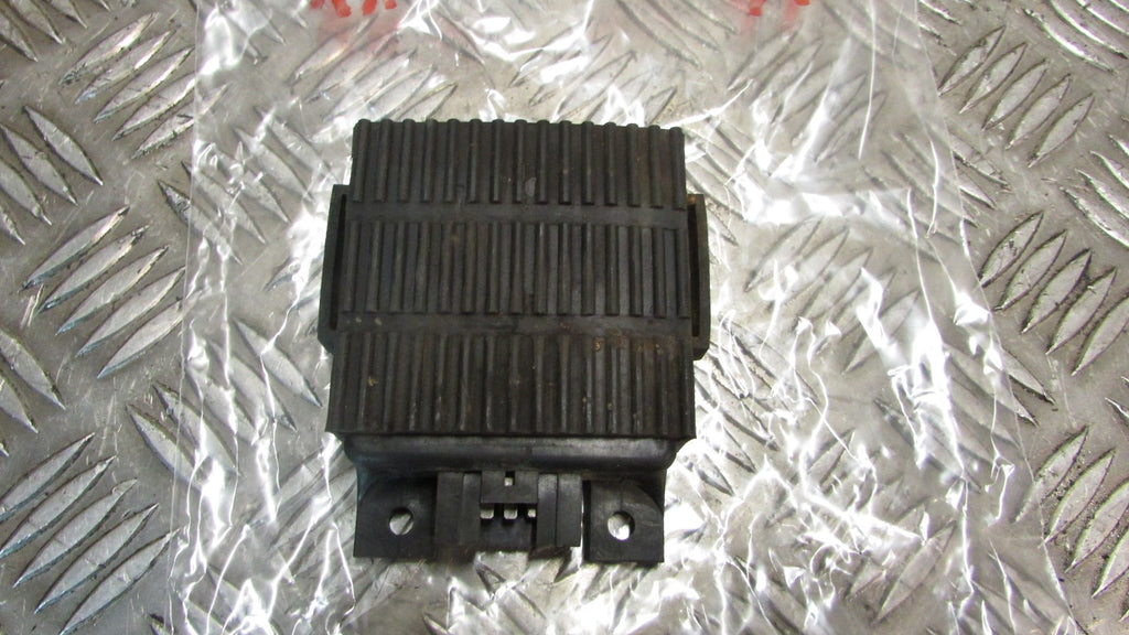 Kawasaki GT 750 87 KZ750 P RELAI controller box 1075 ?,Relay