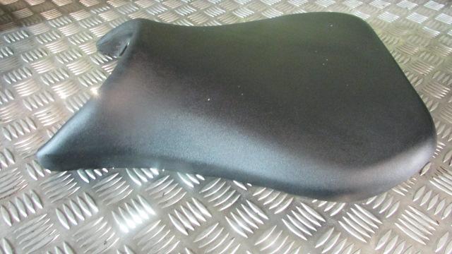 Yamaha YZF R6 99-02 5EB Selle pilote,riders front seat ,,Frontfahrersitz, SELLIN