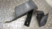 Kawasaki GTR 1000 1993 ZGT00A boite à gants gauche cache interieur,Left glove bo