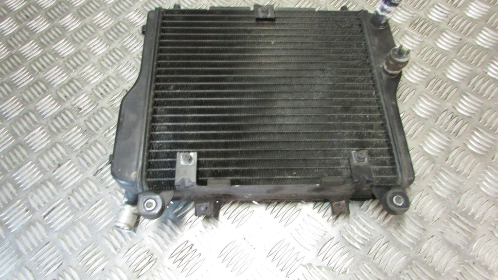 Kawasaki GTR 1000 1993 ZGT00A radiateur a eau,RADIATOR