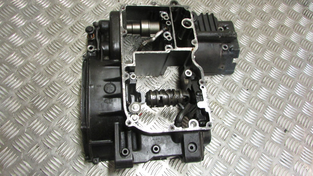 Kawasaki GTR 1000 1993 ZGT00A MOTEUR carter CASES bas bottom. ,½ engine casing b