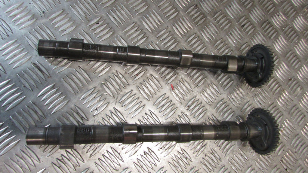 Kawasaki GTR 1000 1993 ZGT00A des arbres à cames. ,camshafts camshaft