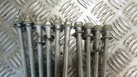 Kawasaki GTR 1000 1993 ZGT00A   les boulons de culasse ,  cylinder head bolts