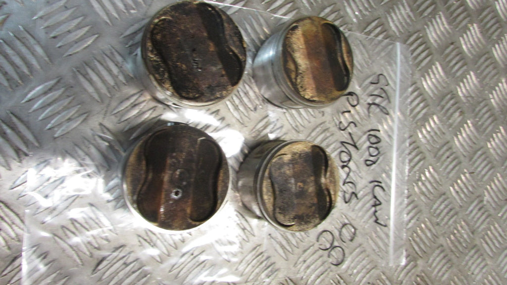 Kawasaki GTR 1000 1993 ZGT00A  jeu de pistons , set of pistons