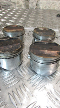 Kawasaki GTR 1000 1993 ZGT00A  jeu de pistons , set of pistons