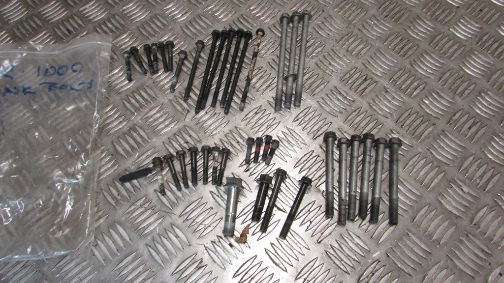 Kawasaki GTR 1000 1993 ZGT00A les boulons de moteur ,engine bolts case