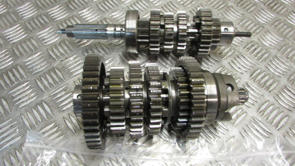Kawasaki GTR 1000 1993 ZGT00A rouages de boîte de vitesses. ,gearbox cogs.