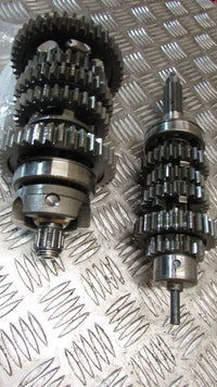 Kawasaki GTR 1000 1993 ZGT00A rouages de boîte de vitesses. ,gearbox cogs.