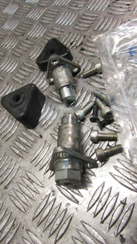 Kawasaki GTR 1000 1993 ZGT00A Vis pour bras oscillant,,swing arm pin,bar, bolt,