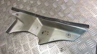 Honda VFR 750 RC24 1988 carénage en haut à droit du carénage à côté de réservoir