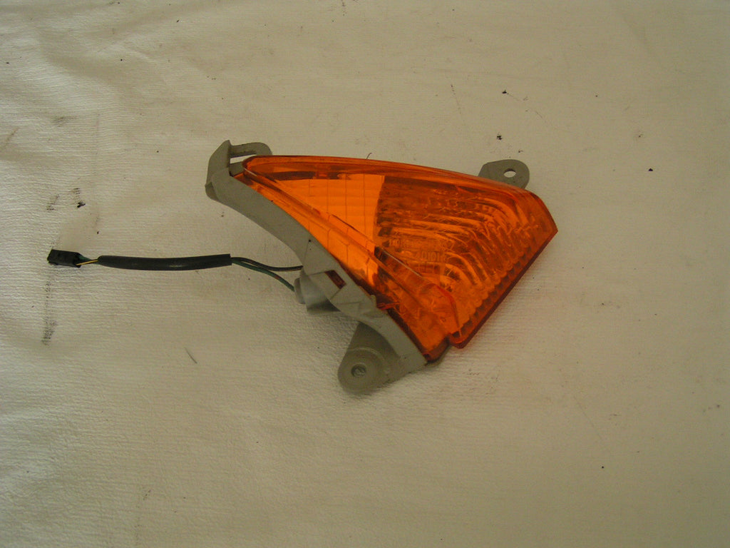 Kawasaki ZX6R ZX636 05 06 C1H C6F ,Clignotant, INDICATOR, blinker, front right,