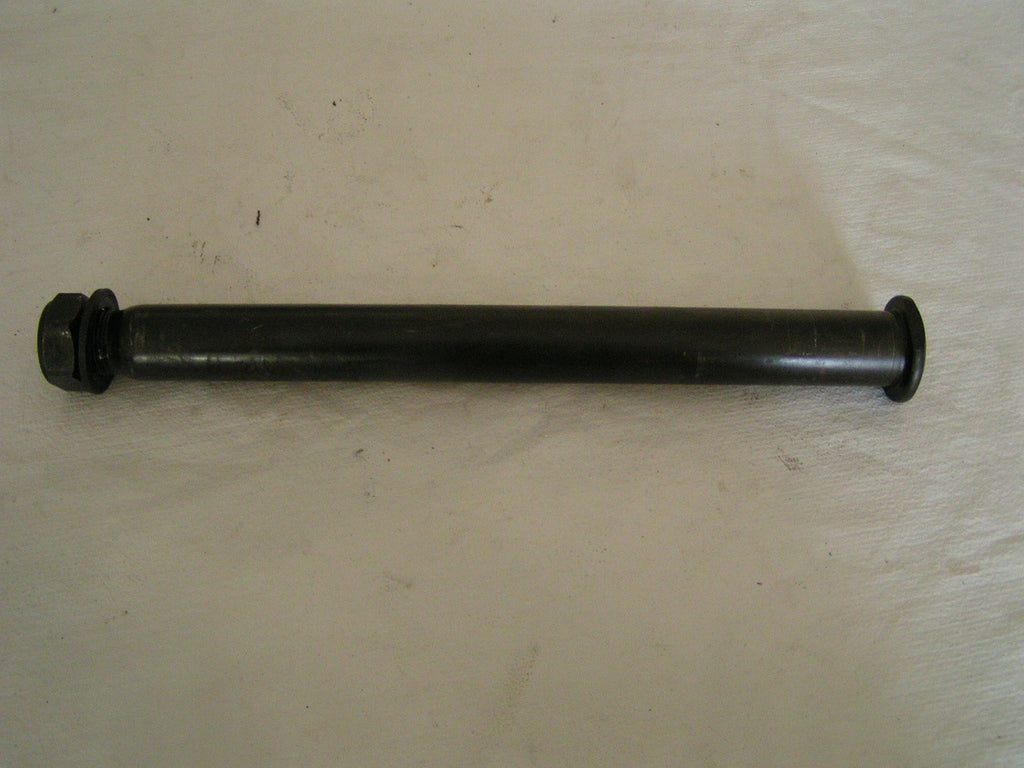 Yamaha YZF R6 RJ RN 04 03 05,  Axe de rue arrier, rear wheel axle, spindle,