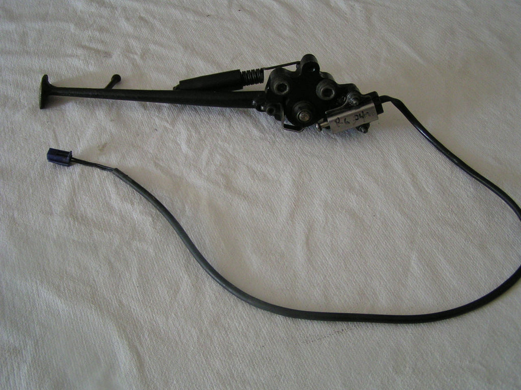 Yamaha YZF R6 RJ RN 04 03 05,  Bequilles Laterales et interrupteurSIDE STAND ASS